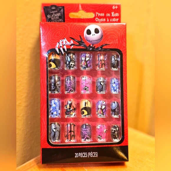 NEW IN BOX Press on Glue on Nightmare before Christmas Jack Skellington Nails - Picture 3 of 6